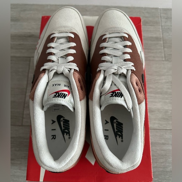 Nike Air Max 1 City Amsterdam CV1638-200 Red Bark Khaki Terra Blush Peach Sz 12 - Picture 6 of 11